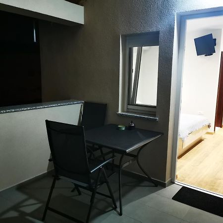 Studio Apartman Rosa Zaton  Buitenkant foto